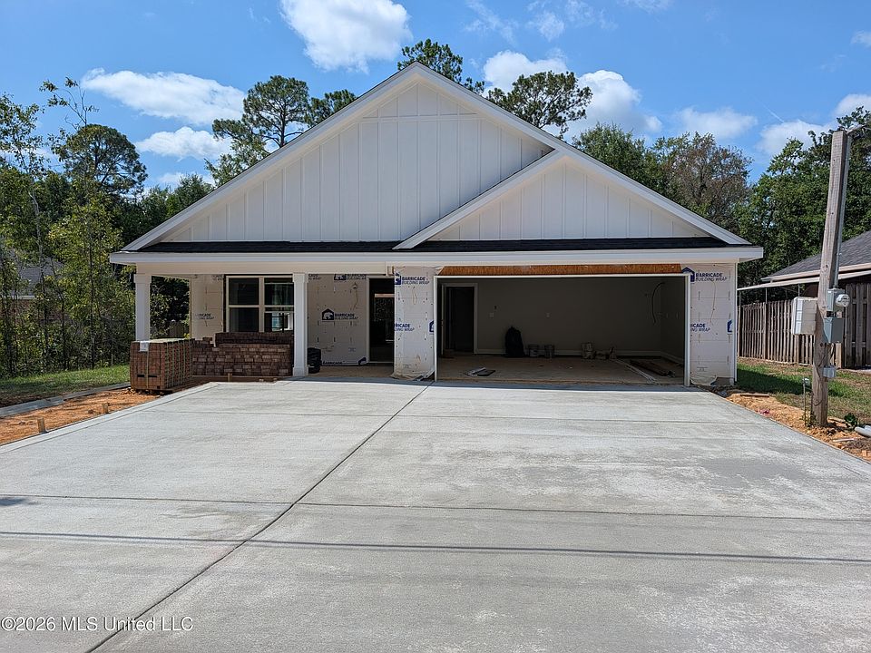 1st image of 78122 Hilo Way