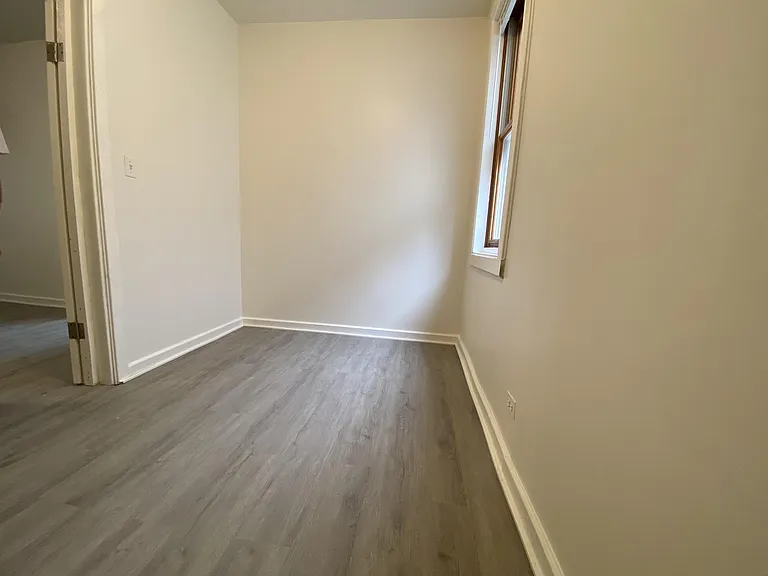4450 S Wood St #2-R — Photo 8