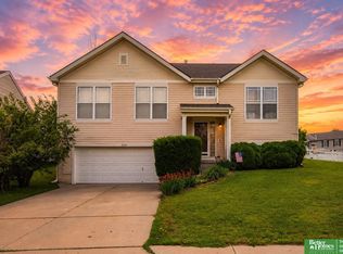 2619 Kelly Dr, Bellevue, NE 68123