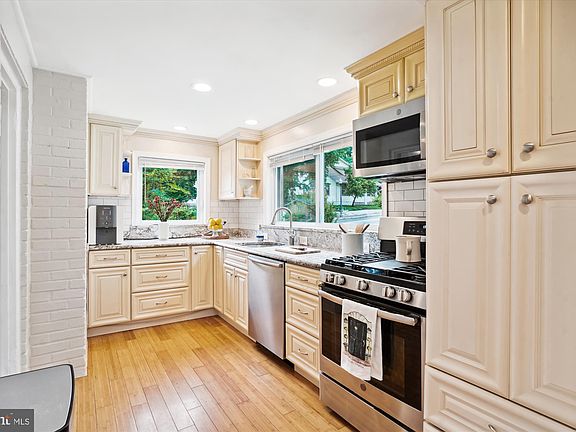 5th image of this home