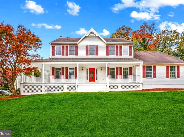 15513 Meherrin Dr, Centreville, VA 20120