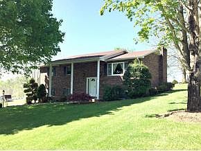 2nd image of 359 Camelot Dr
