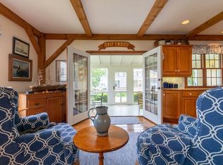 1940 Main Rd, Westport Pt, MA 02791