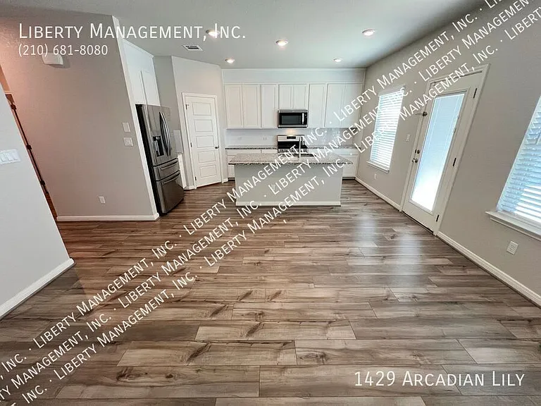 1429 Arcadian Lily — Photo 10