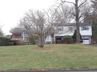 41 Hilltop Pl, Monsey, NY 10952