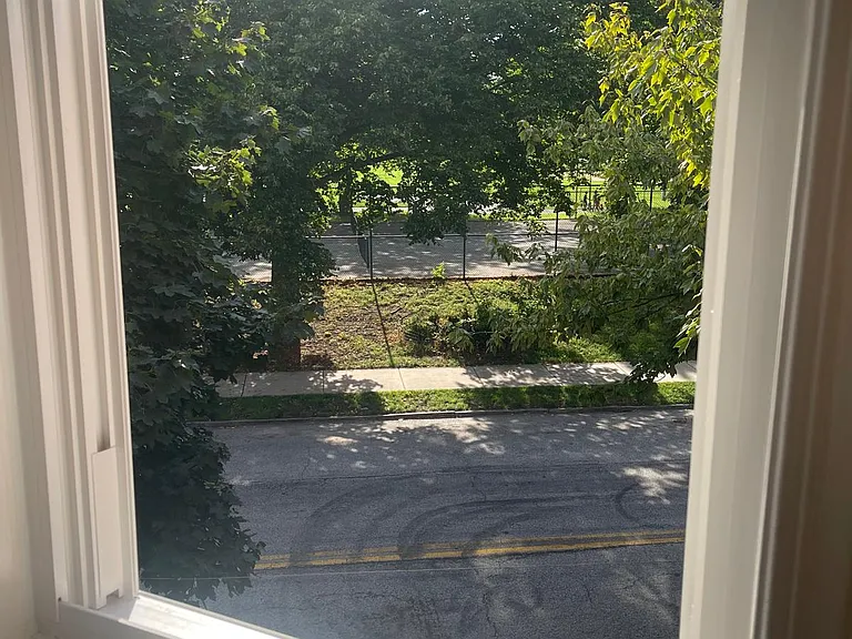 115 S Linwood Ave — Photo 14