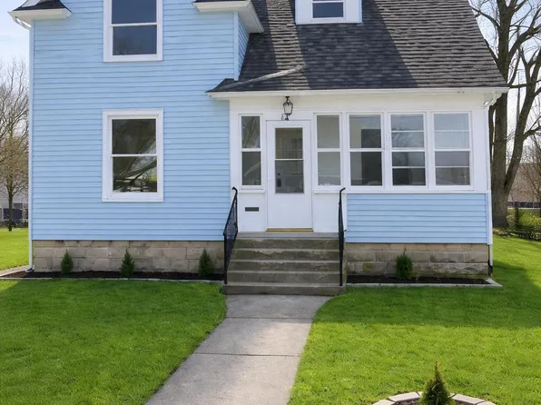 12 E 19th St, Holland, MI 49423