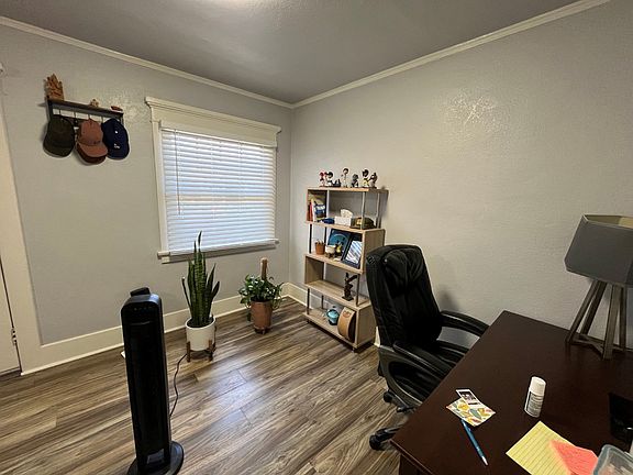 4th image of 2309-25 30th St #2321