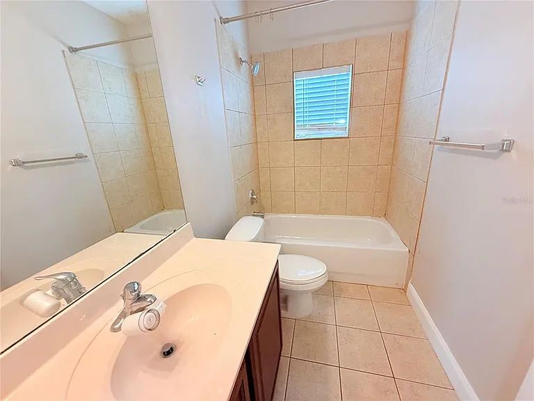 1105 Minnesota Ave #5 — Photo 20