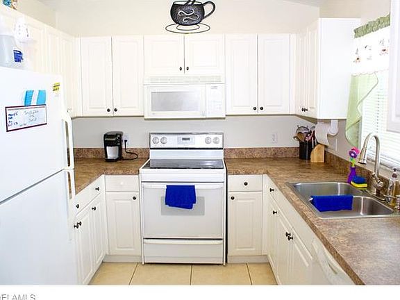 5th image of 3027 NW 2nd Pl