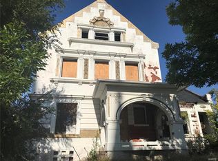 1117 N Grand Blvd, Saint Louis, MO 63106