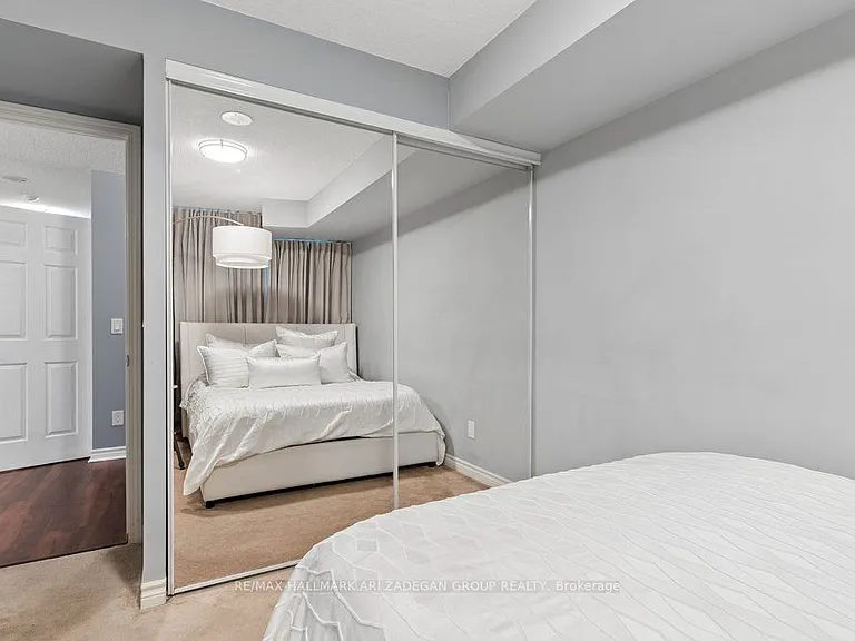 19 Grand Trunk Cres #3108 — Photo 14