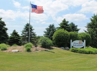 9339 Jack Pine Dr, West Olive, MI 49460