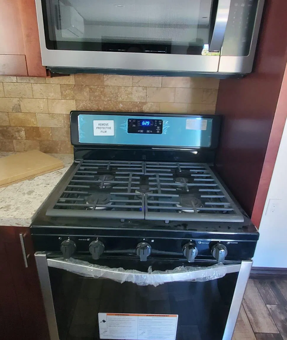2 bed, 700 sqft, $2,500 — Photo 2