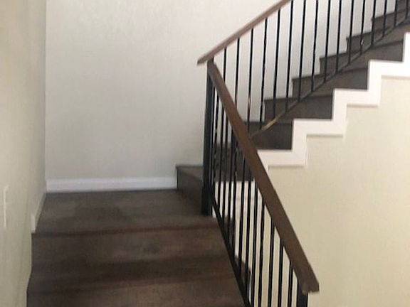 3rd image of 1206 Stonum Ln
