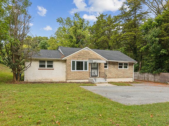 2nd image of 561 Delsea Dr