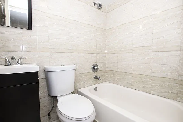 Rented by Avenues Real Estate | media 10