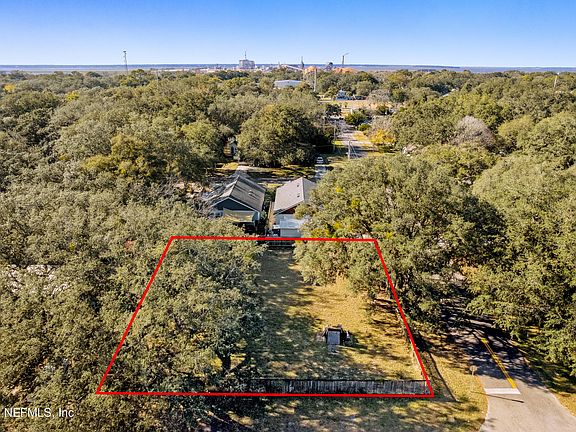 3rd image of 701 & 707 VERNON Street