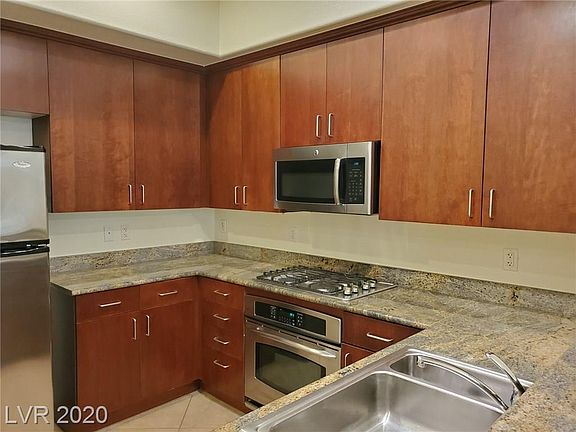 4th image of 50 E Serene Ave Unit 118