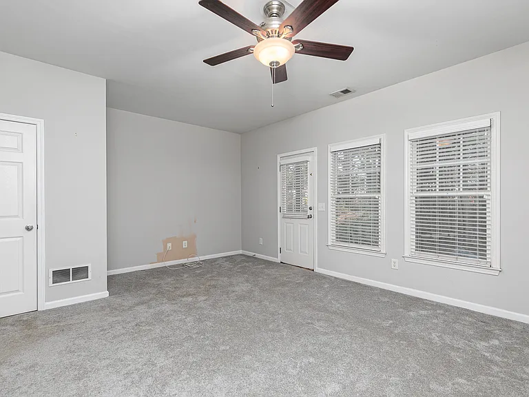 5258 Kershaw Ct SE #3 — Photo 7