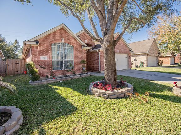 3rd image of 15343 Tysor Park Ln