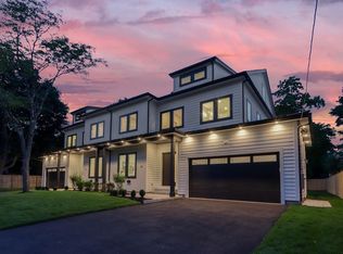 67 Lincoln St #69, Newton Highlands, MA 02461