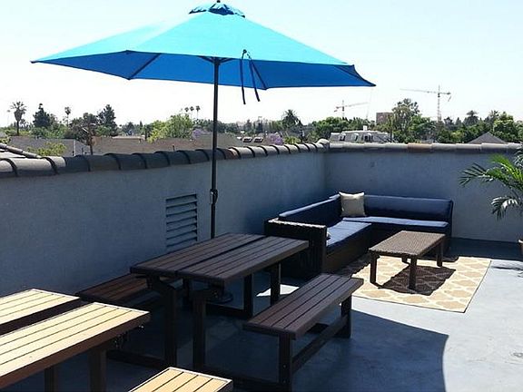 4th image of 1226 W Adams Blvd APT 2D
