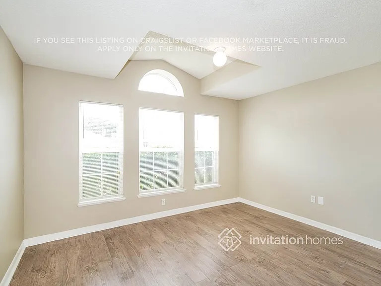 24836 Hyde Park Blvd — Photo 13