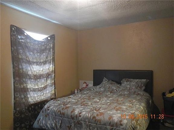 5th image of 3428 Vespasian St