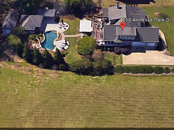 2nd image of 200 Annelise Park Dr