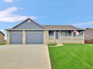 7115 S Kansas St, Haysville, KS 67060