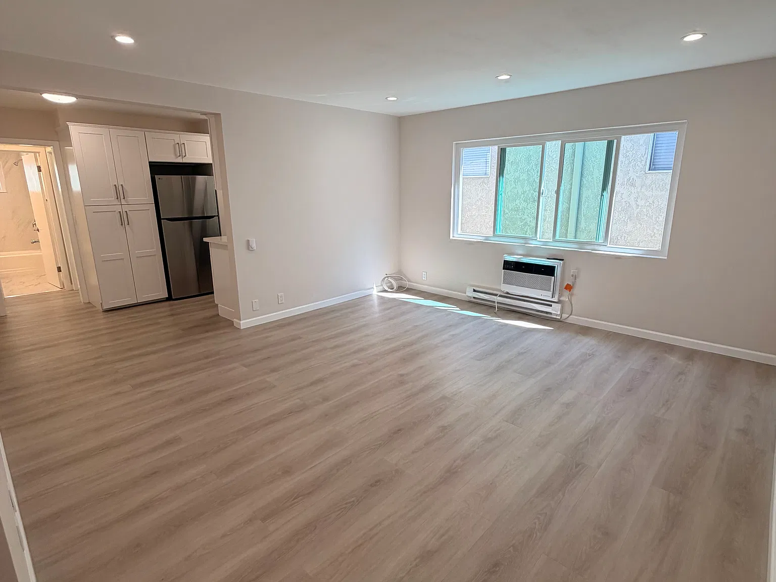 1 bed, 650 sqft, $2,175 — Photo 2