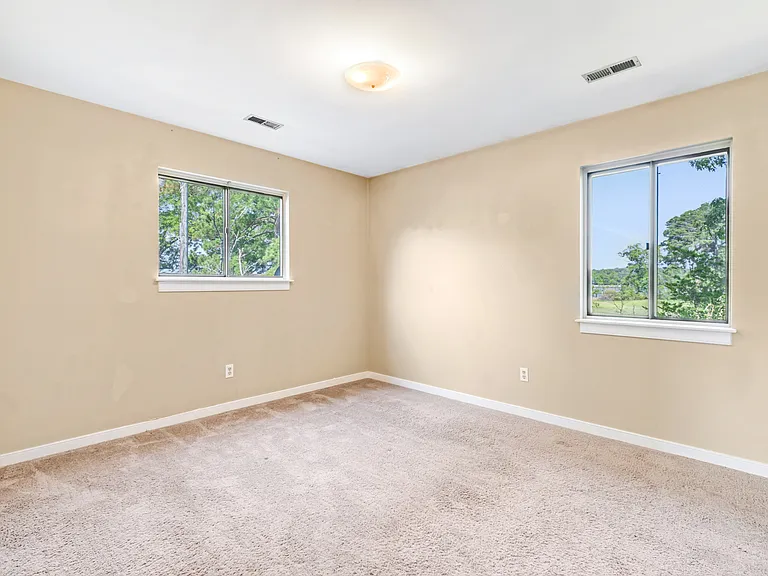 5992 Ware Point Rd — Photo 9
