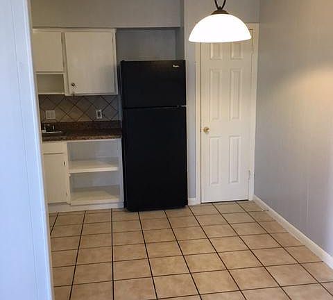 3rd image of 2205 Mission Hill Cir APT 101