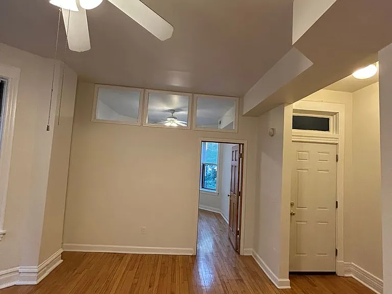 725 S Loomis St — Photo 14
