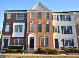 42841 McComas Ter, Chantilly, VA 20152