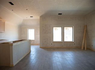 3013 Crossover Ct, Moore, OK 73160