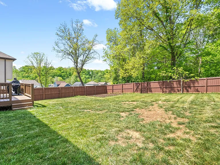 177 Bonnell Dr — Photo 16