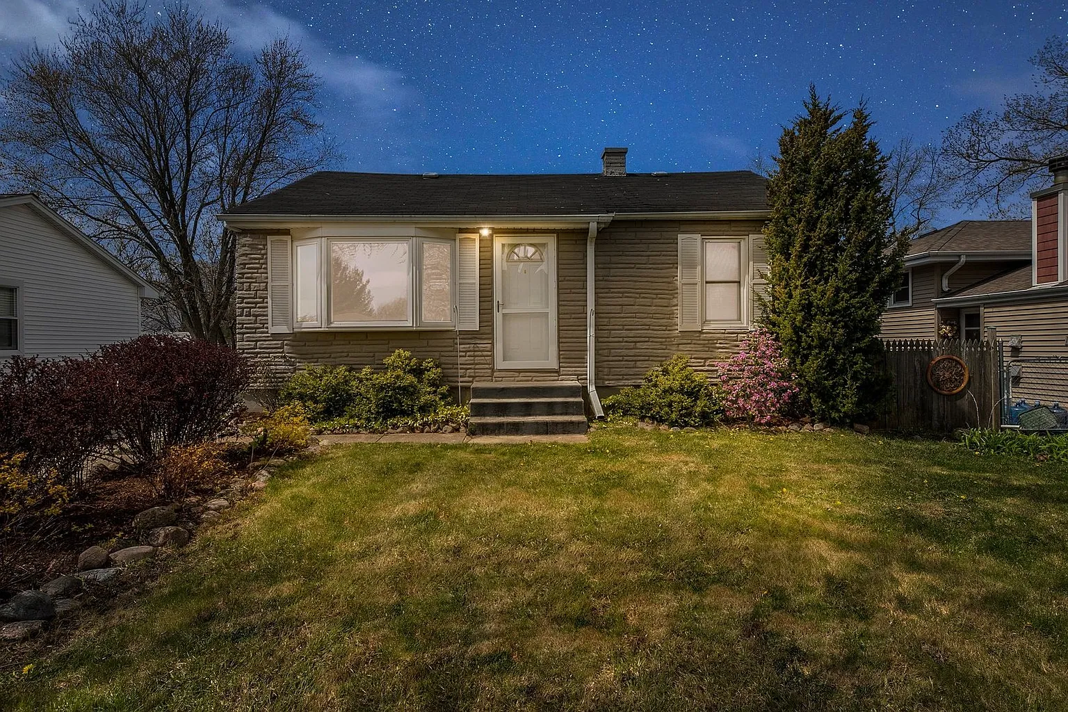 4008 Liberty Blvd photo 1