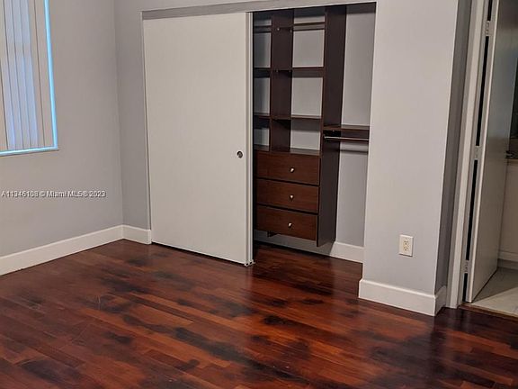 3rd image of 3340 NE 190th St APT 802