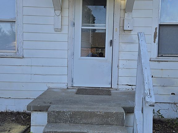 Entrance - front door