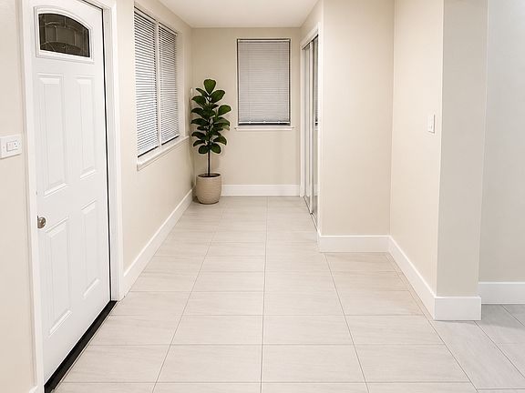 3rd image of 2632 NE 214th St