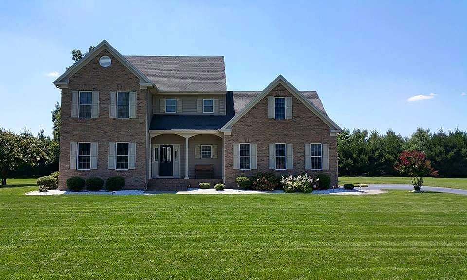 2nd image of 27346 Equestrian Dr