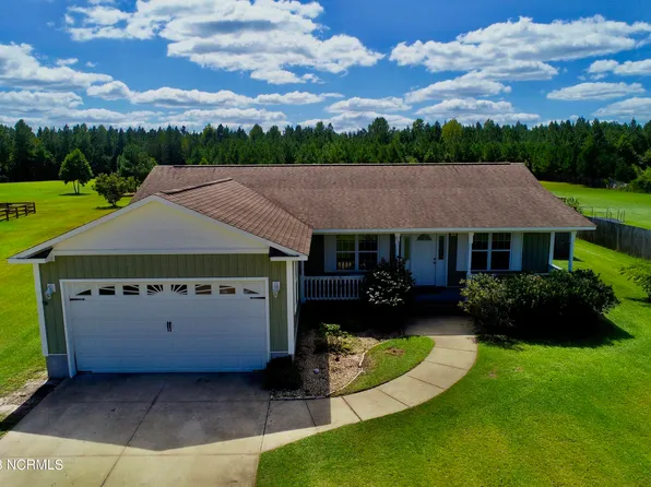 210 Tall Tree Court, Maysville, NC 28555