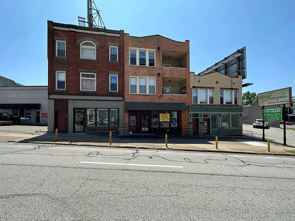 3528 Boulevard Of The Allies