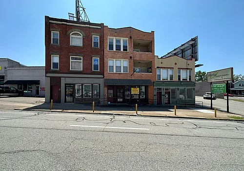 3528 Boulevard Of The Allies Photo 1