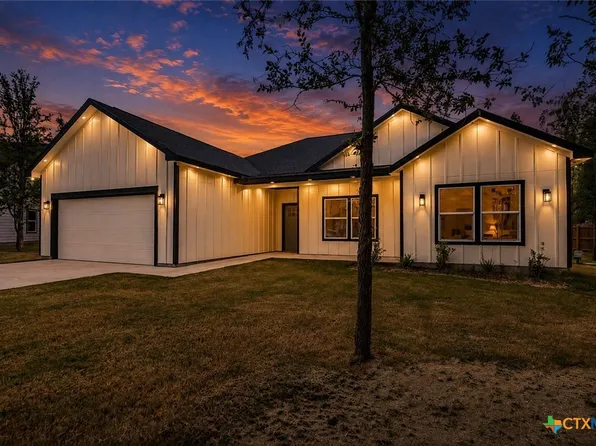 108 Keahi Ct, Bastrop, TX 78602