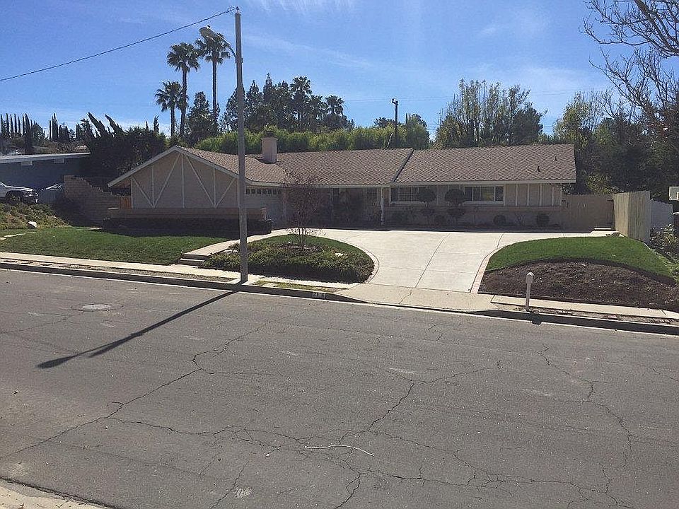 1st image of 2116 Montrose Dr #1