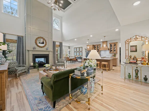 Homes Available Soon, Lone Oak Estates