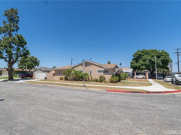 4th image of 11629 Santa Gertrudes Ave